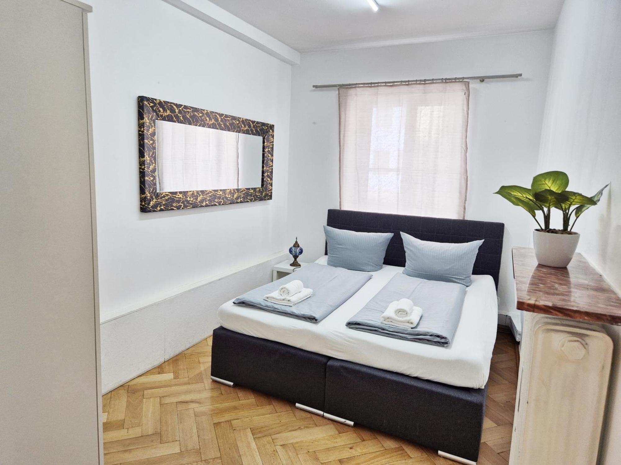 Appartement New Center 2 *